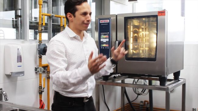 hornos rational – profesional trabajando hornos rational - profesional trabajando